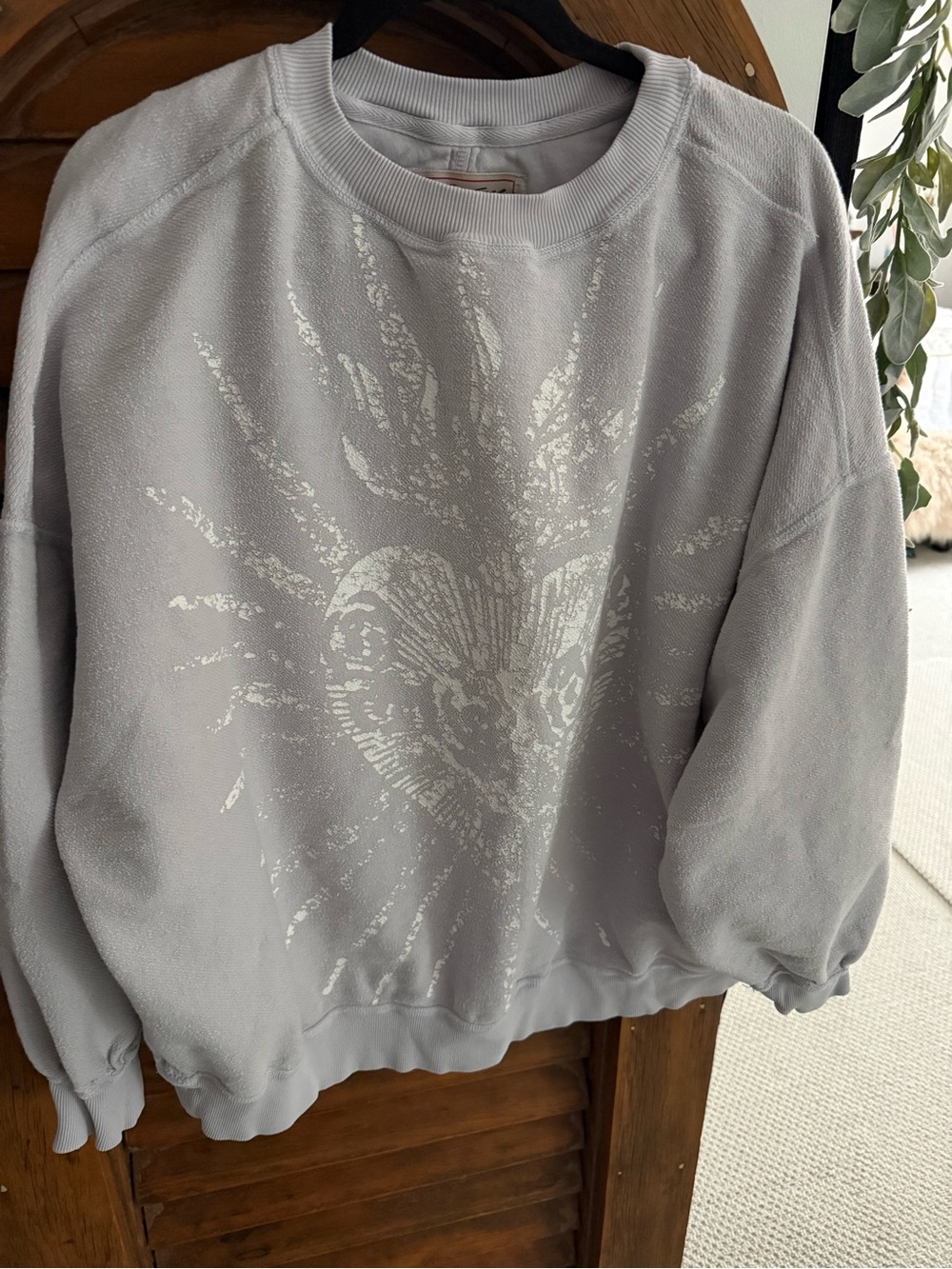 We The Free Juliet Graphic heart pale lilac Pullover - Picture 3 of 6